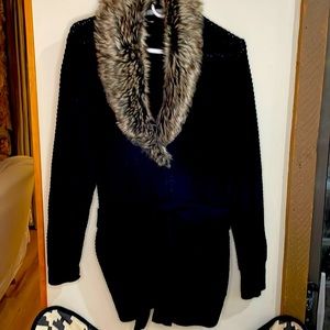 NY Connection Black longline sweater w/ faux fur-Sz L
